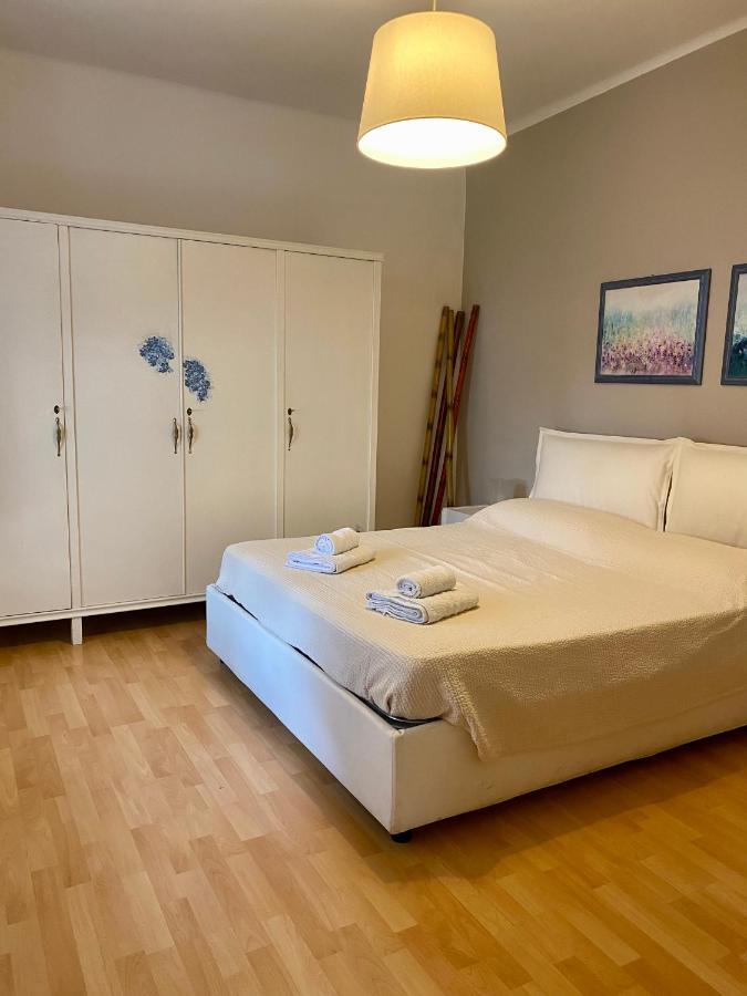 Alexa House Front Lake Мандельо дел Ларио Екстериор снимка